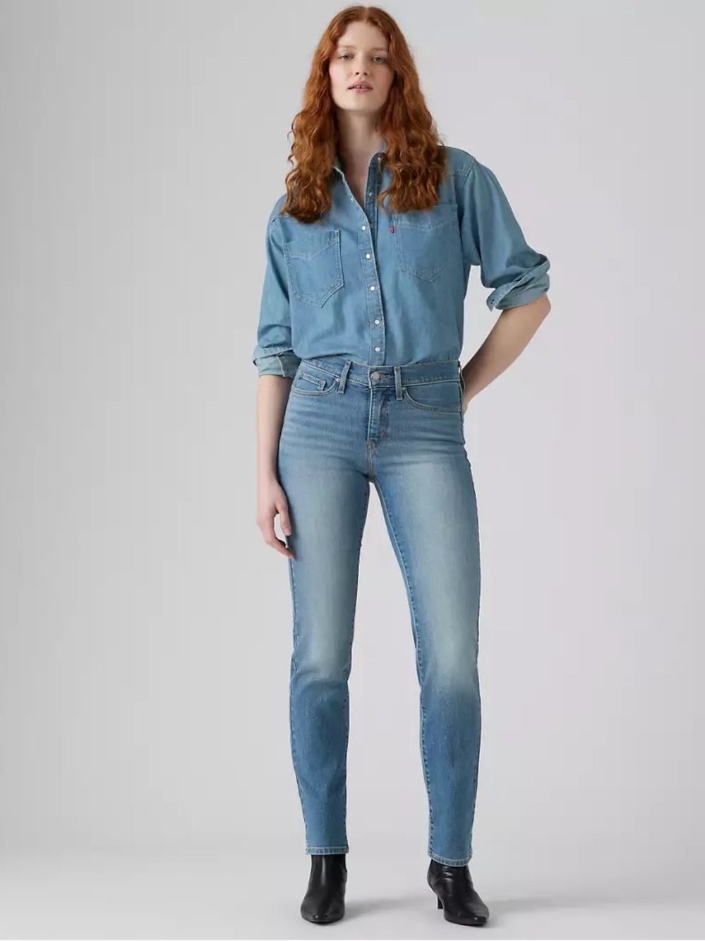 Levi’s 314 Shaping Straight Blue Jeans size 25